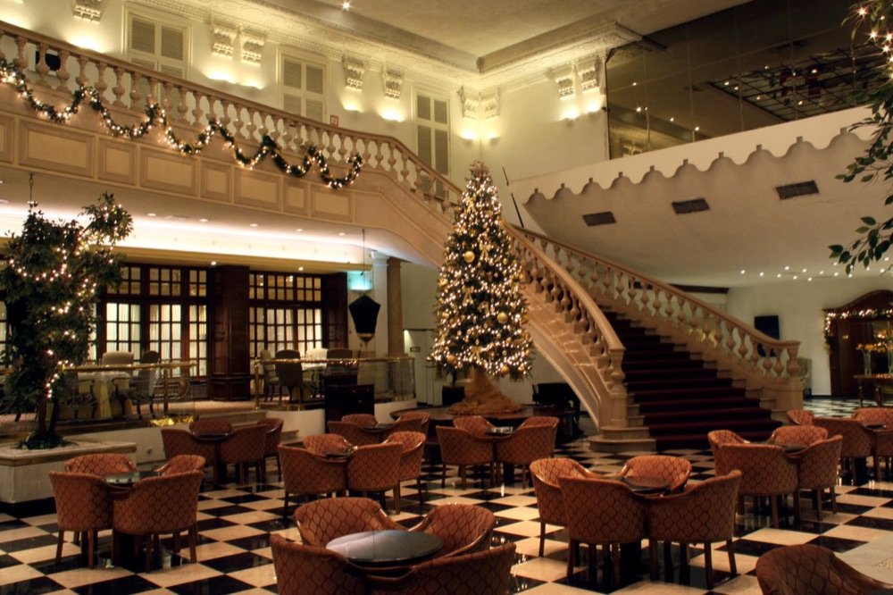 The lobby of the Hotel Ancira